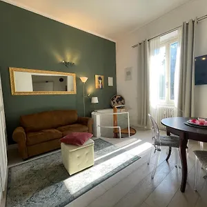 Morgagni Suites- Elegante Bilocale Con Tram T1 Sotto Casa Appartamento Firenze